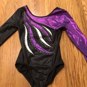 A gymnastics leo